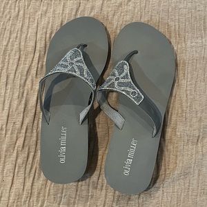 Olivia Miller Gray Embellished wedge Flip Flop style sandals Women’s size 10